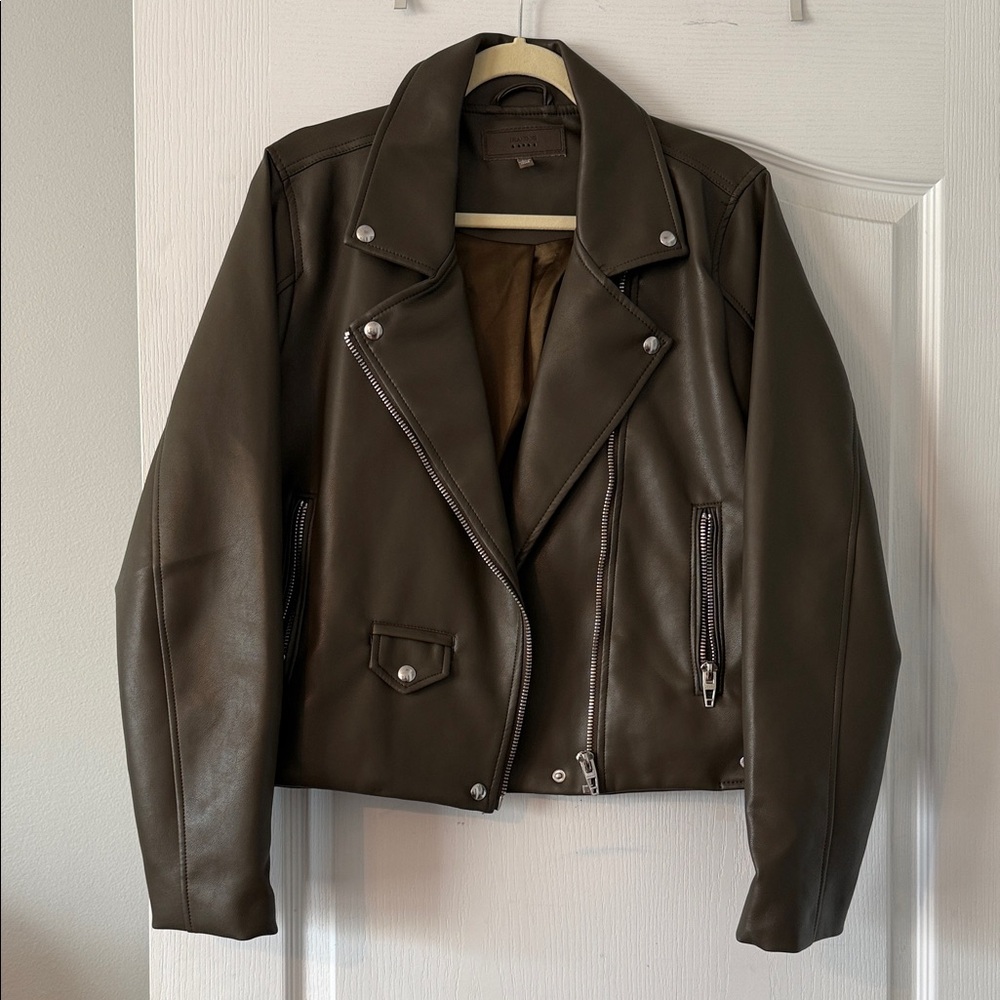 NWOT Olive Blank NYC Jacket size L